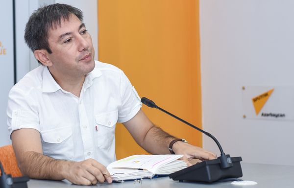 Политолог Ильгар Велизаде - Sputnik Азербайджан