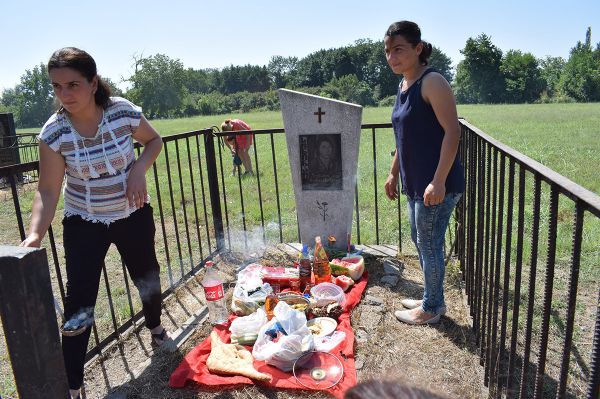 Ингилойцы-христиане верят, что человек после смерти попадает в другой мир и продолжает там жить - Sputnik Азербайджан