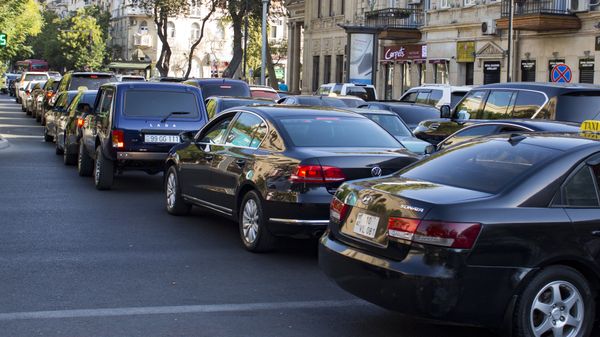 Движение транспорта в Баку, фото из архива - Sputnik Азербайджан