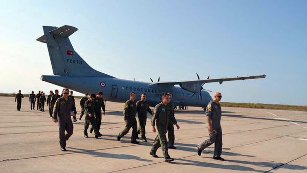 Очередная группа военной авиации Турции, участвующая в учениях “TurAz Qartalı-2017”, прибыла в Азербайджан - Sputnik Азербайджан