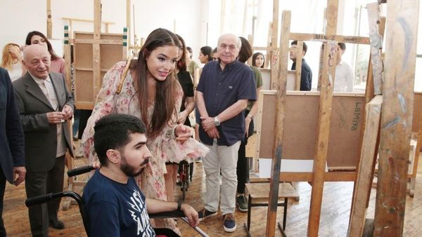 Вице-президент Фонда Гейдара Алиева Лейла Алиева побывала в Государственной академии художеств - Sputnik Азербайджан