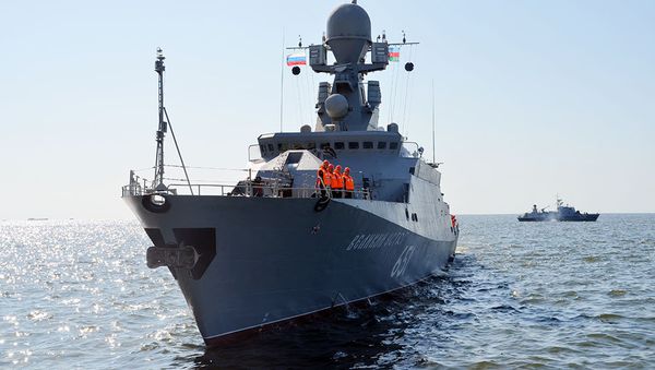Военные корабли Каспийской флотилии прибыли в Баку - Sputnik Азербайджан