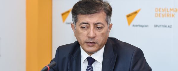 Руководитель Центра нефтяных исследований Ильхам Шабан - Sputnik Азербайджан