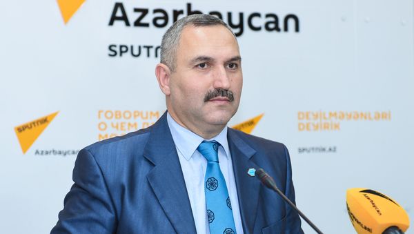 Руководитель Общественного объединения гуманитарной поддержки Хаят Азер Аллахверанов - Sputnik Азербайджан