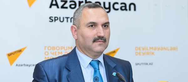 Руководитель Общественного объединения гуманитарной поддержки Хаят Азер Аллахверанов - Sputnik Азербайджан