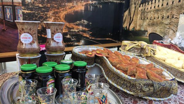 Павильон Азербайджана на Международном гастрономическом фестивале в Париже - Sputnik Азербайджан