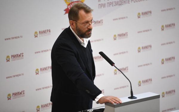 Заместитель главного редактора МИА Россия сегодня Андрей Благодыренко - Sputnik Азербайджан