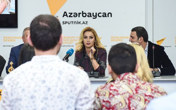 Пресс-конференция Розы Зяргрярли - Sputnik Азербайджан