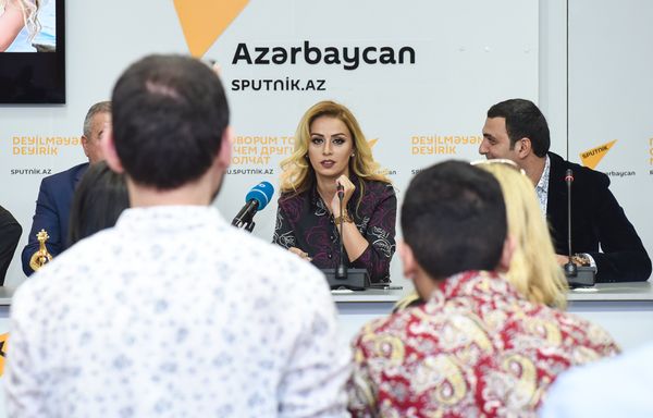 Пресс-конференция Розы Зяргрярли - Sputnik Азербайджан