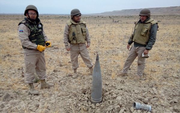 Операция по разминированию в Хызинском районе - Sputnik Азербайджан