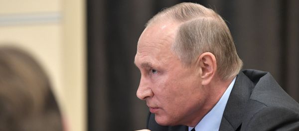 Президент РФ Владимир Путин, фото из архива - Sputnik Азербайджан