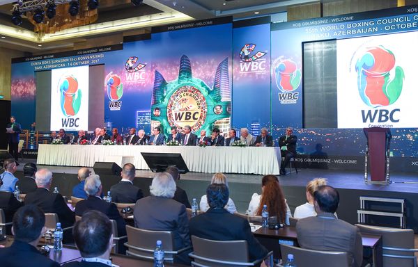 Пятьдесят пятая Конвенция Всемирного боксерского совета (WBC) в Баку. 2 октября 2017 года - Sputnik Азербайджан
