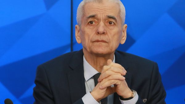 Первый заместитель председателя Комитета Государственной Думы РФ по образованию и науке Геннадий Онищенко, архивное фото - Sputnik Азербайджан