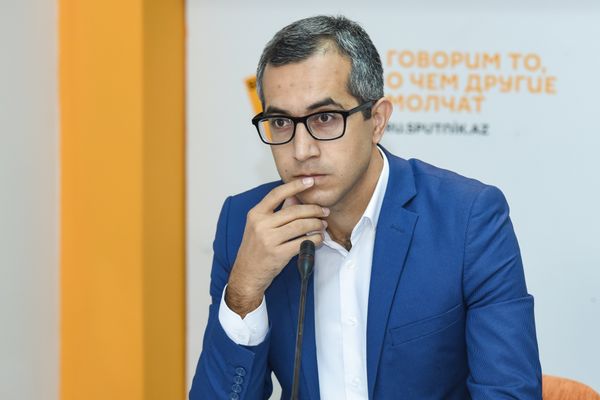 Родители, будьте готовы: дети могут услышать в школе что угодно - Sputnik Азербайджан