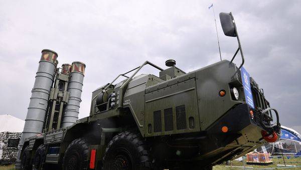 Пусковая установка из состава ЗРК С-400 Триумф, фото из архива - Sputnik Азербайджан