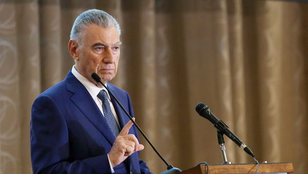 Председатель Государственного комитета по делам беженцев и вынужденных переселенцев АР Али Гасанов - Sputnik Азербайджан