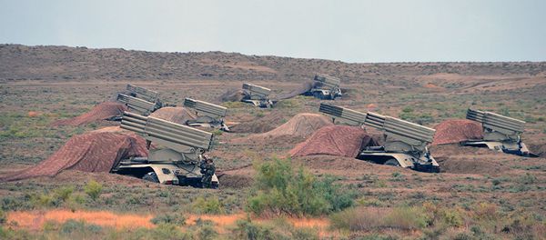 Учения ракетных и артиллерийских соединений ВС Азербайджана - Sputnik Азербайджан