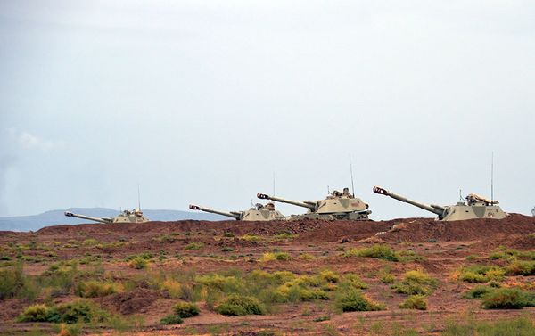 Учения ракетных и артиллерийских соединений ВС Азербайджана - Sputnik Азербайджан