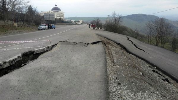 Оползень в Шамахинском районе, фото из архива - Sputnik Азербайджан