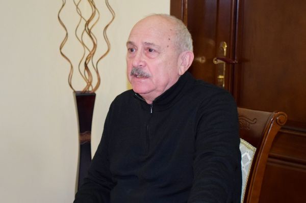 Главный режиссер Азербайджанского государственного русского драматического театра Александр Шаровский  - Sputnik Азербайджан