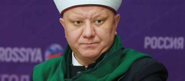 Председатель Духовного управления мусульман Москвы и Центрального региона, заместитель председателя Координационного совета по противодействию терроризму при Общественной палате РФ Альбир Крганов Председатель Духовного управления мусульман Москвы и Центрального региона, заместитель председателя Координационного совета по противодействию терроризму при Общественной палате РФ Альбир Крганов - Sputnik Азербайджан