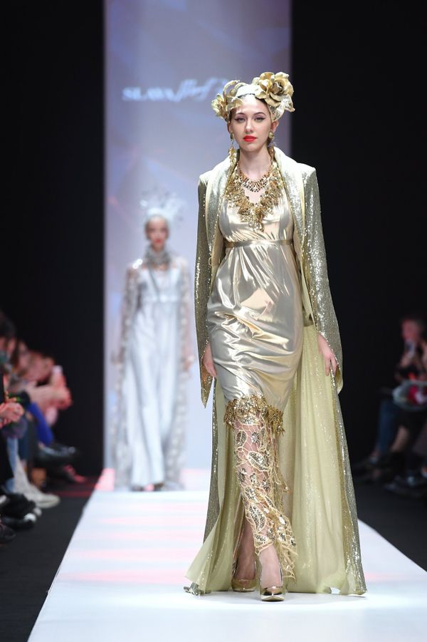 Mercedes-Benz Fashion Week Russia. День первый - Sputnik Азербайджан