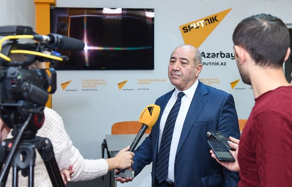 Пресс-конференция, посвященная сейсмологической ситуации в Азербайджане и на Кавказе в мультимедийном пресс-центре Sputnik Азербайджан - Sputnik Азербайджан
