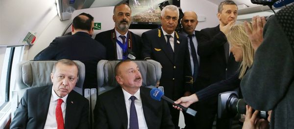 Euronews опубликовал интервью президента АР Ильхама Алиева - Sputnik Азербайджан