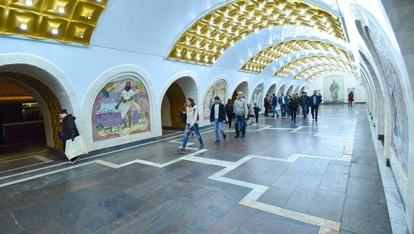 Бакинский метрополитен. Подземный вестибюль станции Низами - Sputnik Азербайджан
