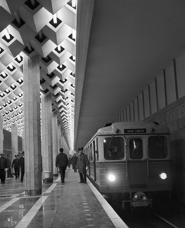 Станция Улдуз Бакинского метрополитена. 1 мая 1970 года - Sputnik Азербайджан