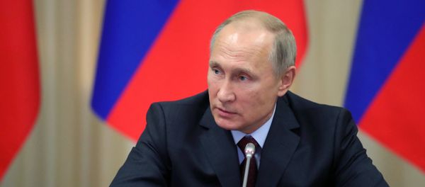 Президент РФ Владимир Путин, фото из архива - Sputnik Азербайджан