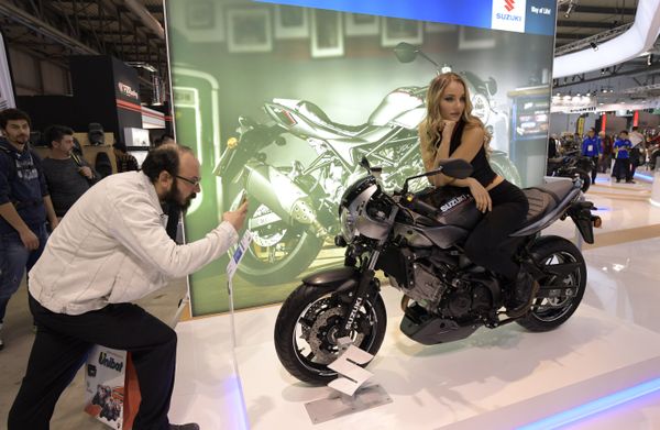 75-й мотосалон EICMA-2017 в Милане - Sputnik Азербайджан