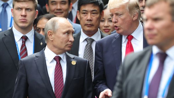 Президент РФ Владимир Путин и президент США Дональд Трамп - Sputnik Азербайджан