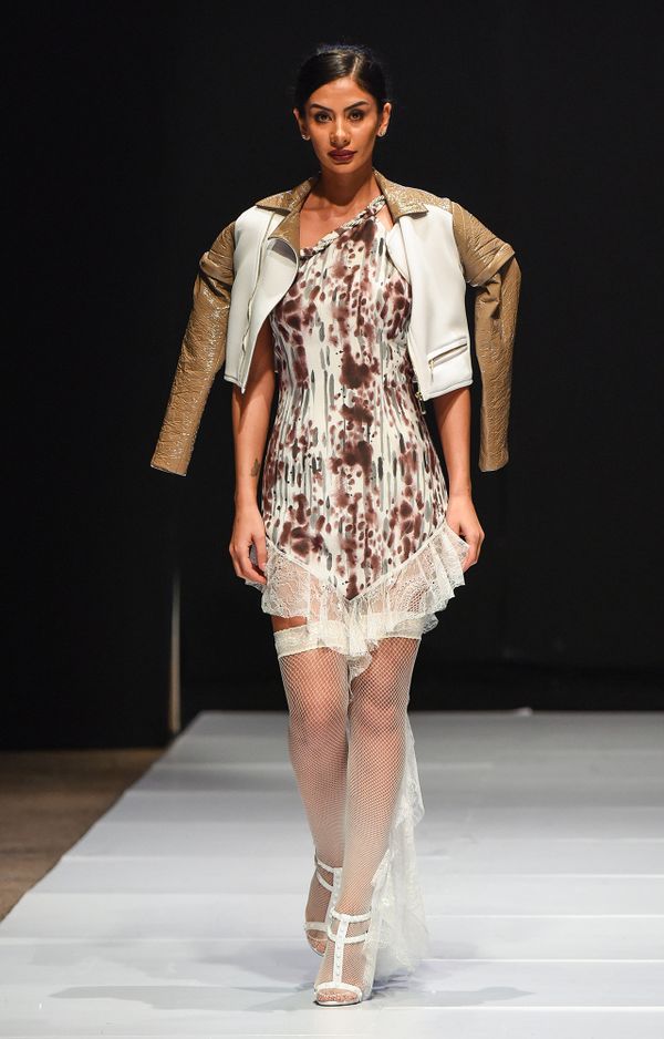 Шестой сезон азербайджанской недели моды Azerbaijan Fashion Week, завершительный день - Sputnik Азербайджан