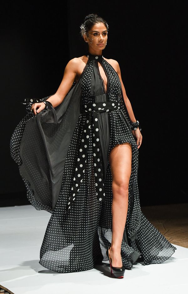 Шестой сезон азербайджанской недели моды Azerbaijan Fashion Week, завершительный день - Sputnik Азербайджан