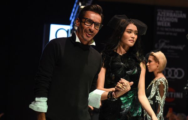 Шестой сезон азербайджанской недели моды Azerbaijan Fashion Week, завершительный день - Sputnik Азербайджан