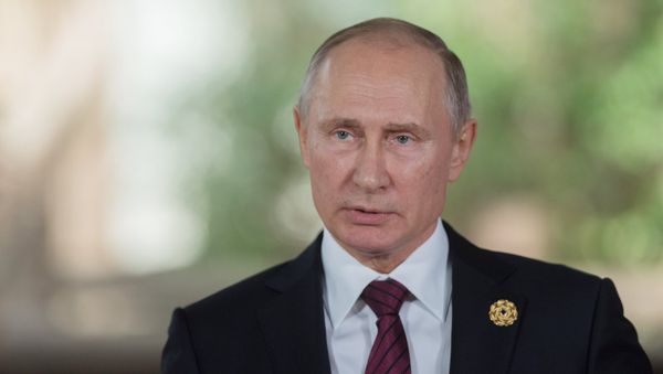Президент РФ Владимир Путин - Sputnik Азербайджан