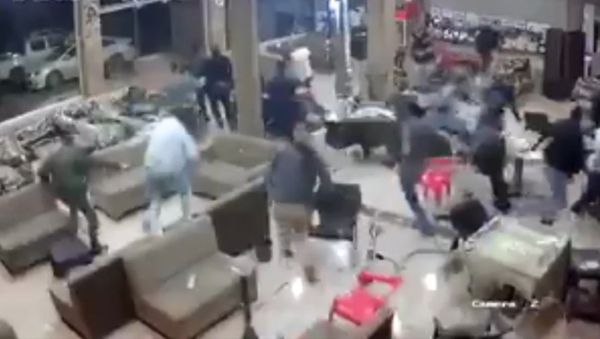 Землетрясение магнитудой 7,2 произошло на ирано-иракской границе Землетрясение магнитудой 7,2 произошло на ирано-иракской границе - Sputnik Азербайджан