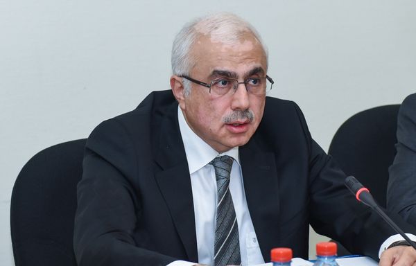 Заместитель министра экономики АР Ниязи Сафаров - Sputnik Азербайджан