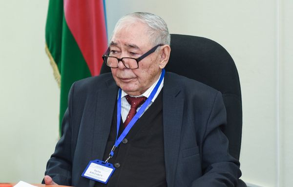 Научный руководитель Института экономических исследований Казахстана Сайлау Байзаков  - Sputnik Азербайджан