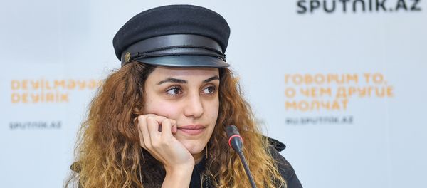 Пресс-конференция азербайджанской певицы Чинары Меликзаде в мультимедийном пресс-центре Sputnik Азербайджан - Sputnik Азербайджан