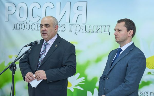 Торжественное празднование Единого дня выпускника в Российском информационно-культурном центре в Баку - Sputnik Азербайджан