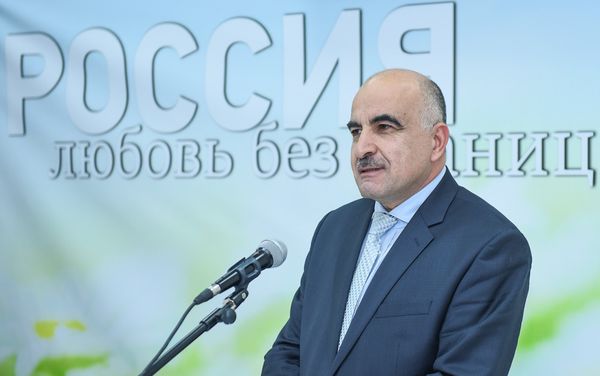 Торжественное празднование Единого дня выпускника в Российском информационно-культурном центре в Баку - Sputnik Азербайджан