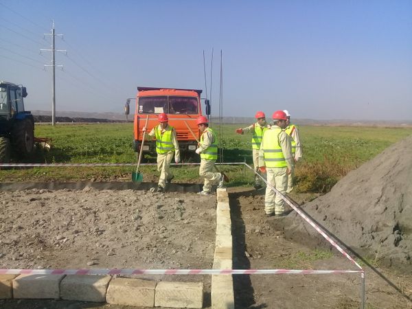 Церемония закладки фундамента нового предприятия в поселке Джоджуг Марджанлы - Sputnik Азербайджан