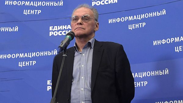 Политолог, член экспертного совета Института социально- экономических и политических исследований Алексей Зудин      - Sputnik Азербайджан