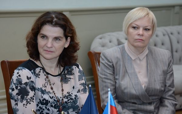 Делегация Белгородского государственного национального исследовательского университета Российской Федерации находится с визитом в UNEC - Sputnik Азербайджан