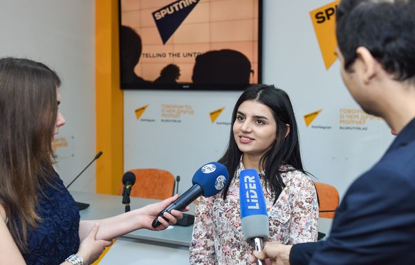 Участница международного детского конкурса вокалистов Ты супер! Парвана Алджанова Участница международного детского конкурса вокалистов Ты супер! Парвана Алджанова - Sputnik Азербайджан