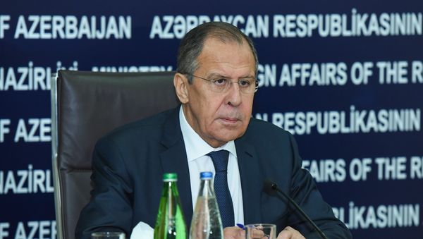 Министр иностранных дел России Сергей Лавров во время пресс-конференции в Баку - Sputnik Азербайджан