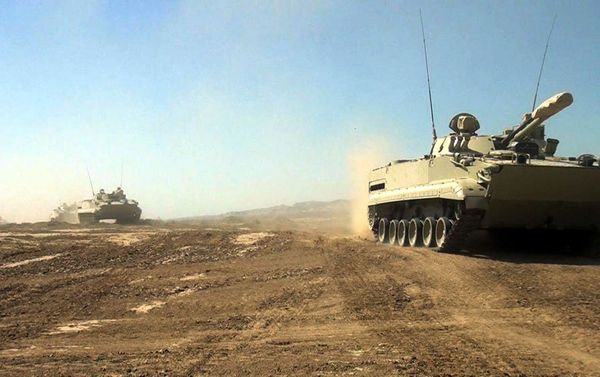 Основной этап командно-штабных военных игр с боевой стрельбой - Sputnik Азербайджан