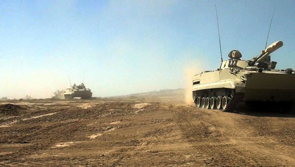 Основной этап командно-штабных военных игр с боевой стрельбой - Sputnik Азербайджан